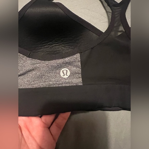 Lululemon Speed Up Bra - Picture 8 of 8